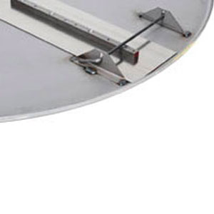 safety clips on the safety catch pan 