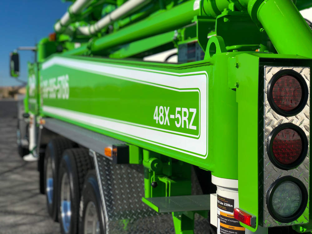 DY Concrete Pumps 48X-5RZ on display outside of the WOC event