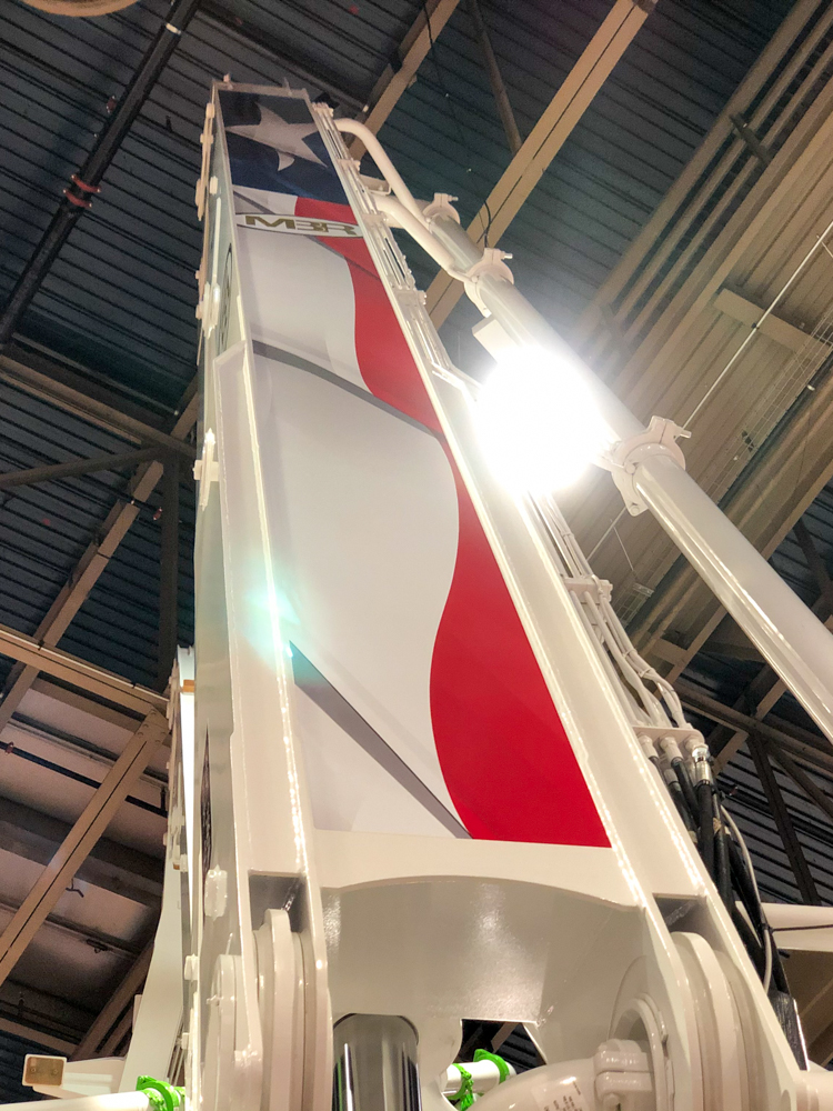 extended arm of the DY concrete boom pump manufactured for MBR