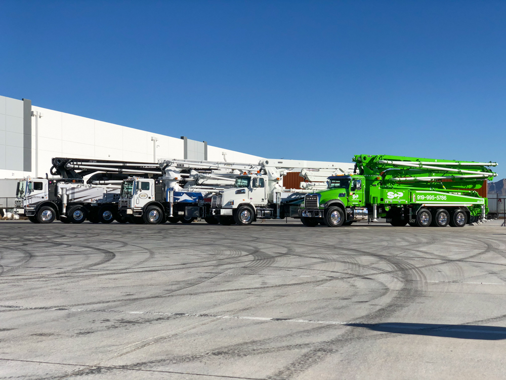 4 concrete pumps manufactured by DY at the WOC event